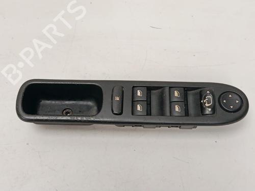Used Left front window switch Left front window switch PEUGEOT 307 (3A/C) 1.6 16V (109 hp) 40054740 40054740