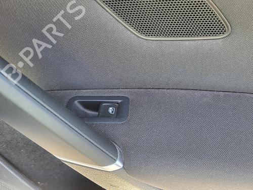 Used Right rear window switch VW GOLF VII (5G1, BQ1, BE1, BE2) 2.0 TDI (150 hp) 27014431