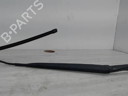 Used Front windshield wiper arm RENAULT SCÉNIC II (JM0/1_) 1.5 dCi (JM02, JM13) (101 hp) 27010444