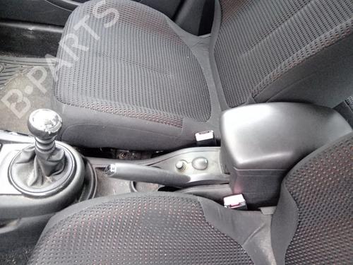 Used Seat buckle CITROËN C4 I (LC_) 2.0 HDi (136 hp) 26985733