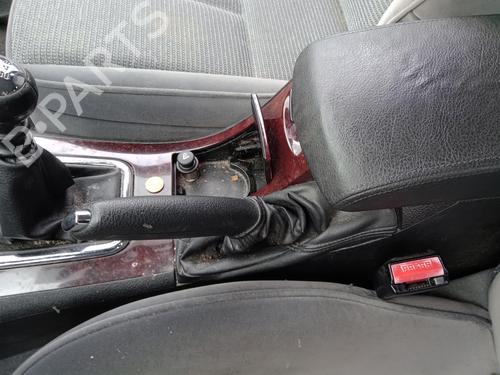 Used Hand brake PEUGEOT 407 SW (6E_, 6D_) 2.0 HDi 135 (136 hp) 27020880