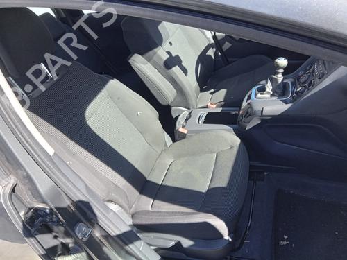 Used Right front seat PEUGEOT 5008 (0U_, 0E_) 1.6 HDi (112 hp) 27020722