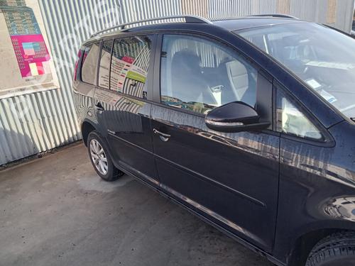 Høyre foran utvendig håndtak VW TOURAN (1T1, 1T2) 1.9 TDI (105 hp) 31810581