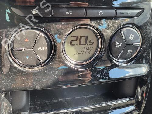 Used Climate control DS DS 3 (SA_) 1.2 THP 110 / PureTech 110 (SAHNPS, SAHNZ6, SAHNZT) (110 hp) 27013867