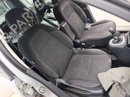 Used Right front seat Right front seat 38788946 38788946