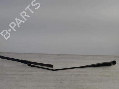 Used Front windshield wiper arm PEUGEOT 208 I (CA_, CC_) 1.6 HDi (92 hp) 26983610