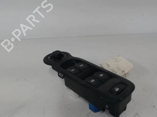 Used Left front window switch RENAULT MODUS / GRAND MODUS (F/JP0_) 1.5 dCi (JP0G, JP0H) (106 hp) 26989082