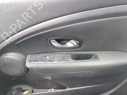 Used Front right interior door handle Front right interior door handle RENAULT MEGANE III Grandtour (KZ0/1) 1.5 dCi (KZ09, KZ0D, KZ1G, KZ29, KZ14, KZ1W, KZ10, KZ1F,... (110 hp) 40265141 40265141