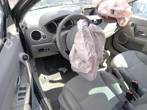 Venstre bak invendig håndtak RENAULT CLIO III (BR0/1, CR0/1) 1.5 dCi (C/BR0G, C/BR1G) (68 hp) 27000769