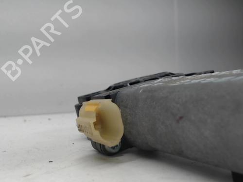 Right front window motor KIA CARENS III MPV (UN) 2.0 CRDi 140 | BP27020086E20 
