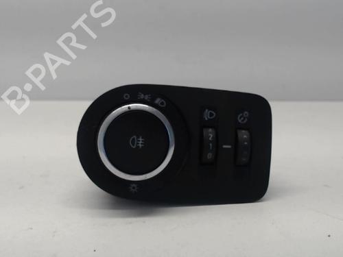 Used Headlight switch OPEL CORSA D (S07) 1.3 CDTI (L08, L68) (90 hp) 26984158