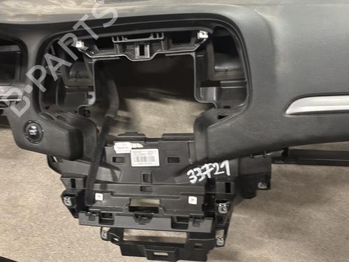 Dashboard RENAULT MEGANE IV Hatchback (B9A/M/N_) 1.5 dCi 110 (B9A3) | BP30889039C46 - Image 3