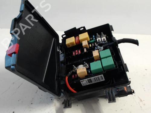 Used Fuse box PEUGEOT 308 II (LB_, LP_, LW_, LH_, L3_) 1.6 BlueHDi 120 (120 hp) 27004179