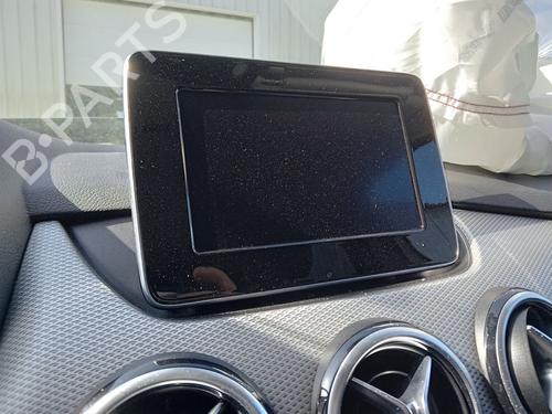 Used Display monitor MERCEDES-BENZ B-CLASS Sports Tourer (W246, W242) B 200 (246.243) (156 hp) 26999875