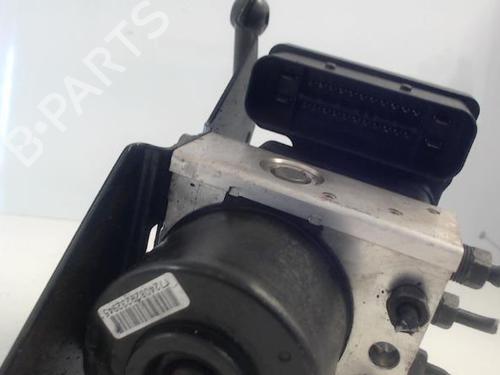 ABS Bremseaggregat PEUGEOT 206 Hatchback (2A/C) 1.4 HDi eco 70 (68 hp) 30627805