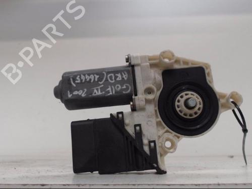 Rudehejsemotor bagstkærm højre VW GOLF IV (1J1) 1.9 TDI (90 hp) 26984071