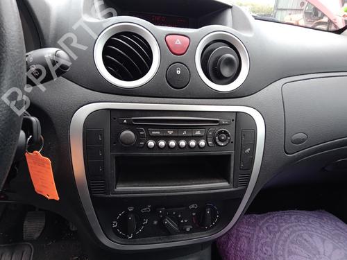 Used Radio CITROËN C2 (JM_) 1.1 (60 hp) 27000731