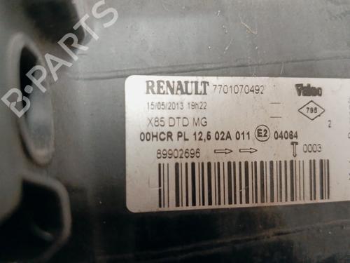 Used Right headlight Right headlight RENAULT CLIO III (BR0/1, CR0/1) 1.2 16V (BR0P, CR0P) (101 hp) 33991706 33991706