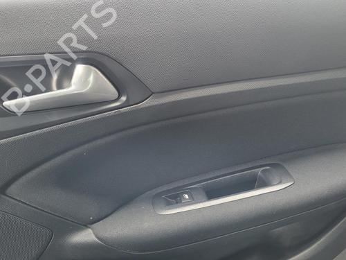 Used Right rear window switch PEUGEOT 308 SW II (LC_, LJ_, LR_, LX_, L4_) 1.6 BlueHDi 120 (120 hp) 26983052