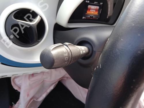 switch-smart-forfour-hatchback-453-2014-27014632 main image