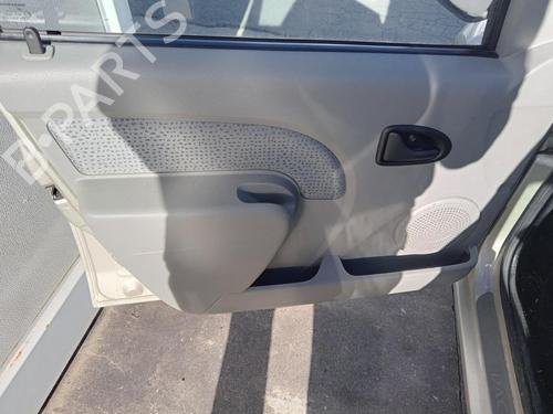 Venstre foran invendig håndtak DACIA LOGAN (LS_) 1.6 (LSOB, LSOD, LSOF, LSOH) (87 hp) 26995105
