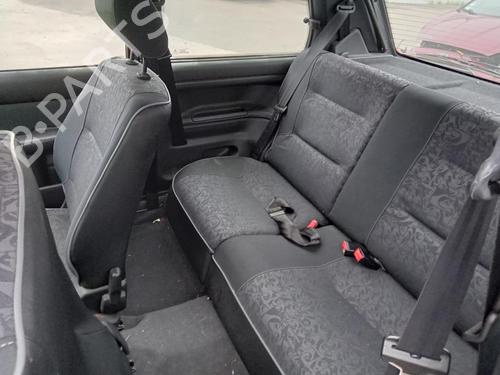 Used Seat buckle PEUGEOT 106 II (1A_, 1C_) 1.4 i (75 hp) 27018735