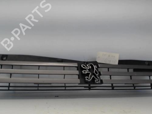 Used Grille PEUGEOT 205 II (20A/C) 1.7 Diesel (60 hp) 26988218