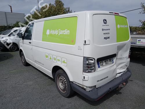 Used Rear axle VW TRANSPORTER T5 Van (7HA, 7HH, 7EA, 7EH) 2.0 TDI (140 hp) 27000012