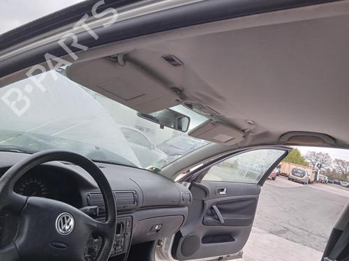 Used Interior roof light VW PASSAT B3/B4 (3A2, 35I) 1.9 TDI (90 hp) 27018305