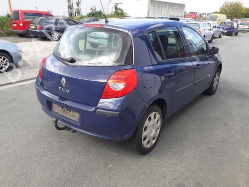 Used Right taillight RENAULT CLIO III (BR0/1, CR0/1) 1.2 16V (BR02, BR0J, BR11, CR02, CR0J, CR11) (75 hp) 27010665
