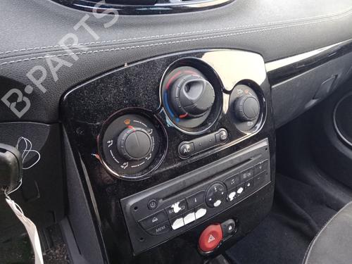 Used Climate control RENAULT CLIO III (BR0/1, CR0/1) 1.5 dCi (C/BR0G, C/BR1G) (68 hp) 31377294