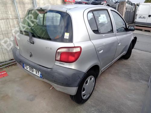 Højre baglygte TOYOTA YARIS (_P1_) 1.0 (SCP10_, SCP10R) (68 hp) 27013324