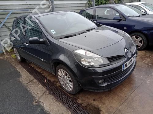 Used Right front fog light Right front fog light RENAULT CLIO III (BR0/1, CR0/1) 1.5 dCi (BR17, CR17) (86 hp) 27007013 27007013