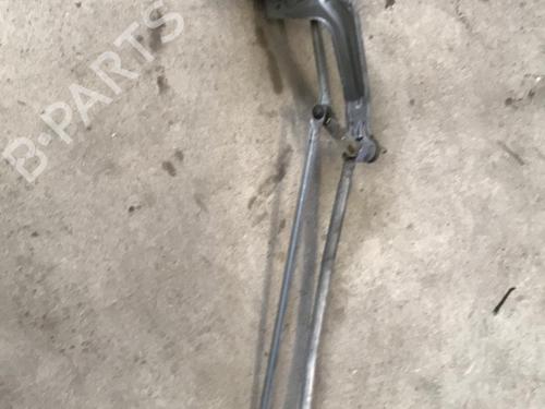 Used Front wiper motor RENAULT MEGANE I Classic (LA0/1_) 1.4 16V (LA0D, LA1H, lA0W, LA10) (95 hp) 27019845
