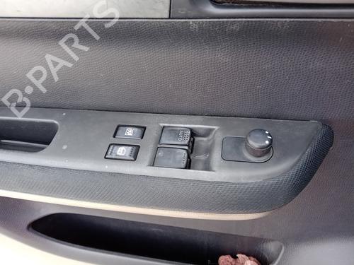 Comando specchietti SUZUKI SWIFT III (MZ, EZ) 1.3 (RS413, ZC11S) (92 hp) 33018679