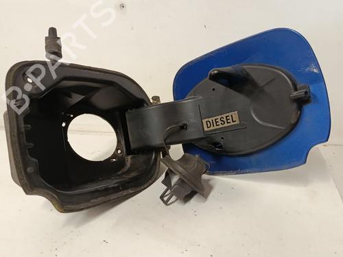 fuel-flap-renault-clio-iii-br01-cr01-2005-2006-2007-2008-2009-2010-2011-2012-2013-2014-35779673 main image