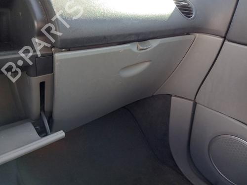 Glove box RENAULT ESPACE IV (JK0/1_) 1.9 dCi (JK0U) 7701065788