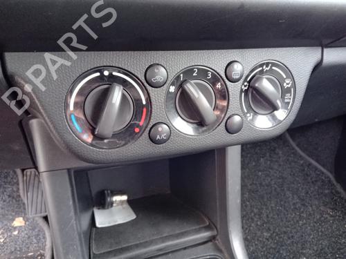 Used Climate control SUZUKI SWIFT III (MZ, EZ) 1.3 (RS413, ZC11S) (92 hp) 33018678