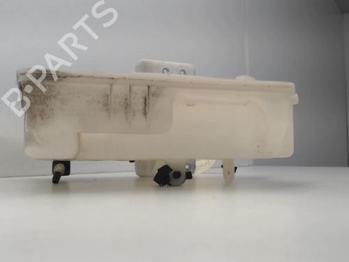 Used Windscreen washer tank VW SCIROCCO III (137, 138) 1.4 TSI (160 hp) 27020534