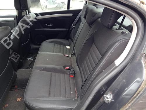 Sæde Bagtil RENAULT LAGUNA III (BT0/1) 2.0 dCi (BT01, BT08, BT09, BT0E, BT0K, BT12, BT1C, BT1D,... (150 hp) 26994127