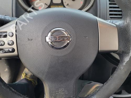 Used Driver airbag NISSAN NOTE (E11, NE11) 1.5 dCi (86 hp) 26990577