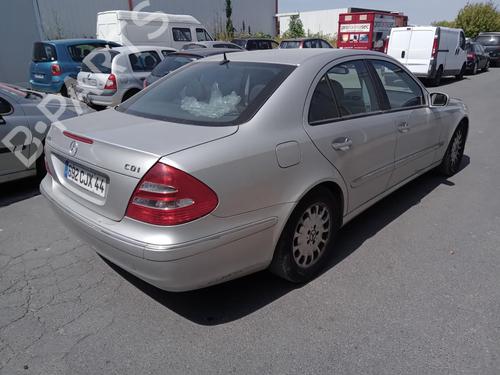 Used Fuel flap MERCEDES-BENZ E-CLASS (W211) E 320 CDI (211.026) (204 hp) 27015762