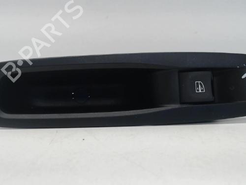 Used Right rear window switch RENAULT MEGANE IV Hatchback (B9A/M/N_) 1.2 TCe 130 (B9MR) (130 hp) 27004572