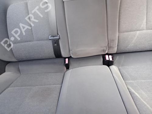 Used Seat buckle PEUGEOT 407 SW (6E_, 6D_) 2.0 HDi 135 (136 hp) 28609557
