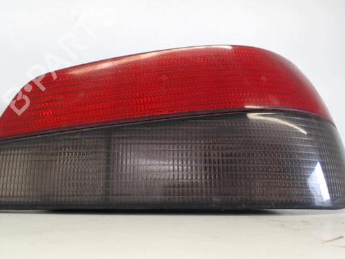 Used Right taillight PEUGEOT 306 Hatchback (7A, 7C, N3, N5) 2.0 HDI 90 (90 hp) 27010916