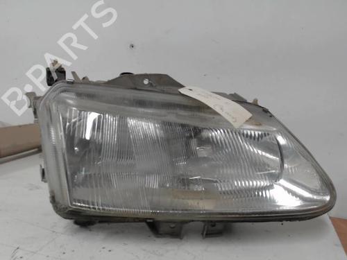 Używane Lampa przednia prawa RENAULT LAGUNA I (B56_, 556_) 2.2 D (B56F/2) (83 hp) 30885260