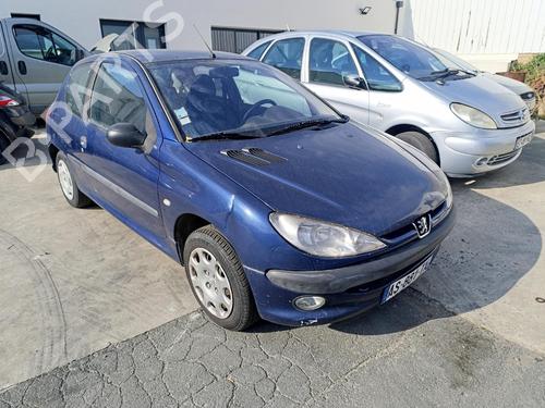 Used Right front steering knuckle Right front steering knuckle PEUGEOT 206 Hatchback (2A/C) 1.4 HDi eco 70 (68 hp) 39713401 39713401