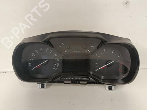 Used Instrument cluster Instrument cluster CITROËN C3 III (SX) 1.5 BlueHDi 100 (SXYHYP, SXYHTU) (102 hp) 34054071 34054071