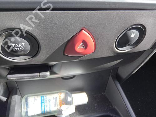 Used Warning switch Warning switch RENAULT MEGANE II Estate (KM0/1_) 1.5 dCi (KM16, KM1E) (106 hp) 33546214 33546214