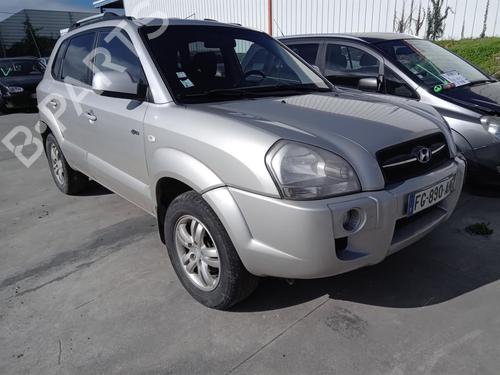 Used Front wiper motor HYUNDAI TUCSON (JM) 2.0 CRDi All-wheel Drive (113 hp) 27007061